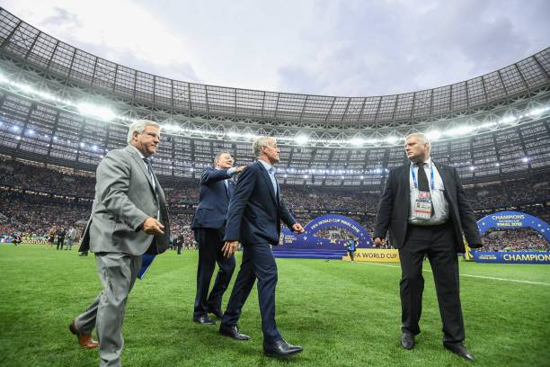 不仅是他个 不仅是他个